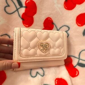 Charming Cream Quilted Wallet